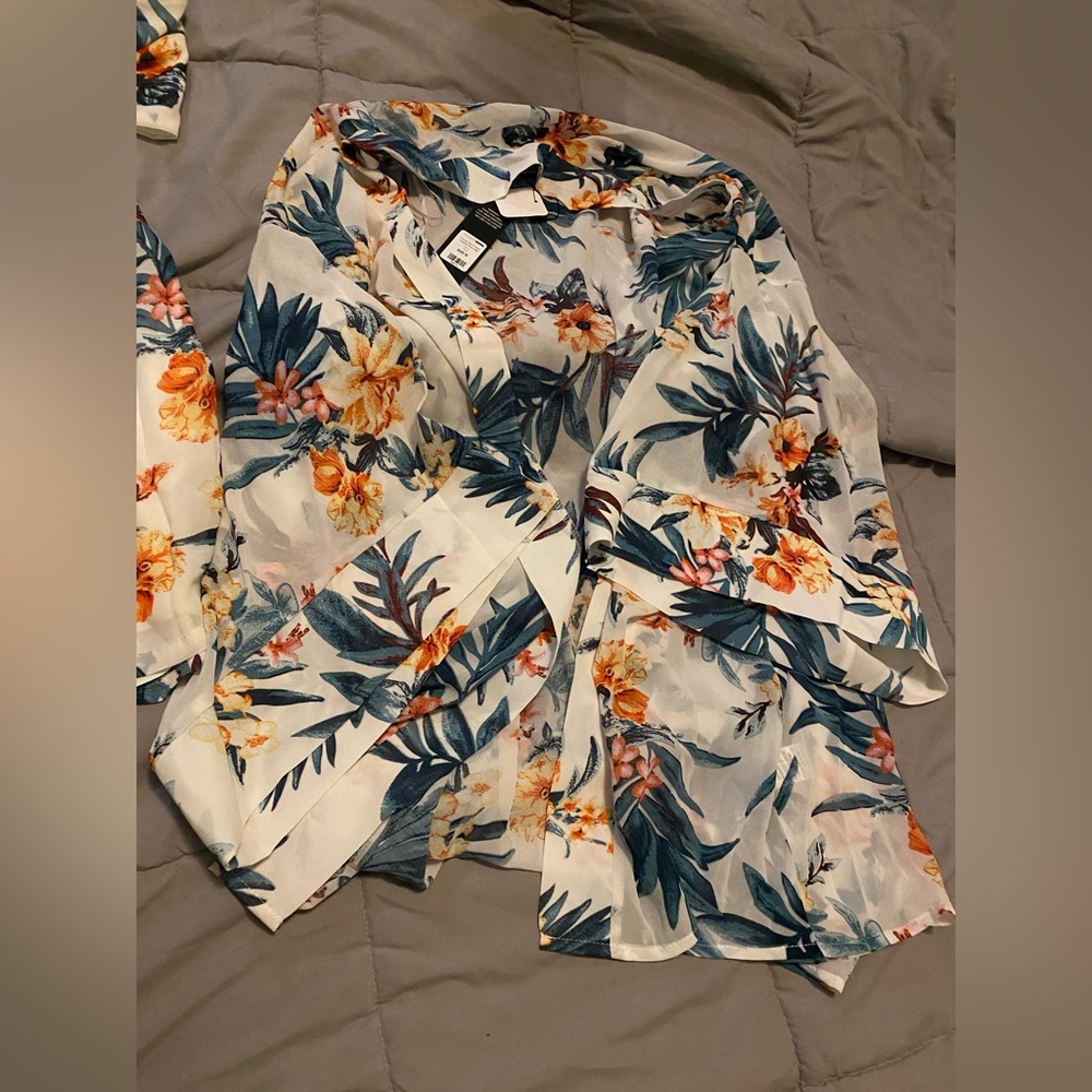 Fashion Nova Three Piece Tropical Short Set- Size M
